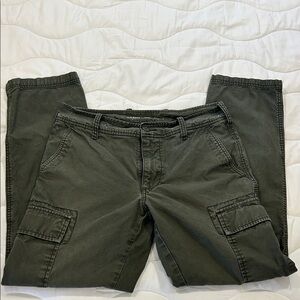 Old Navy Men's Dark Green Cargo Pants